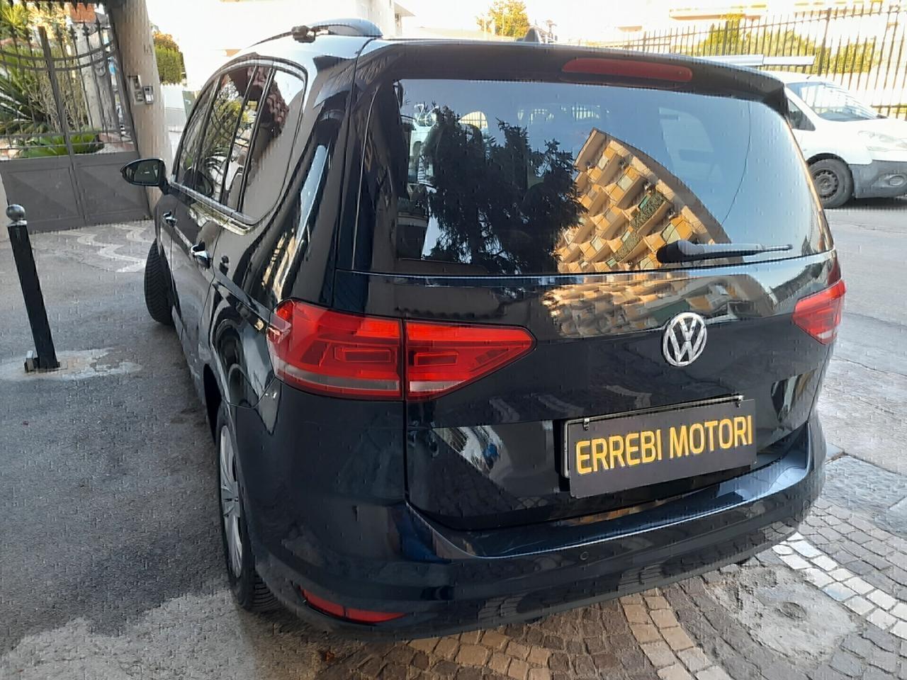 Volkswagen Touran 7 POSTI 2.0 115cv AUTOMATICO