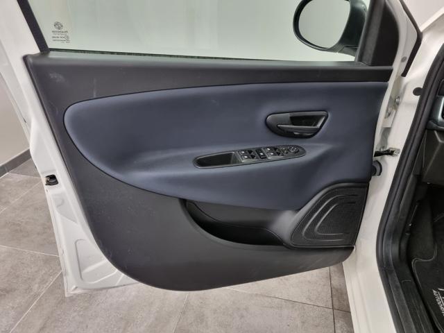 LANCIA Ypsilon 1.0 FireFly 5 porte S&S Hybrid Platino