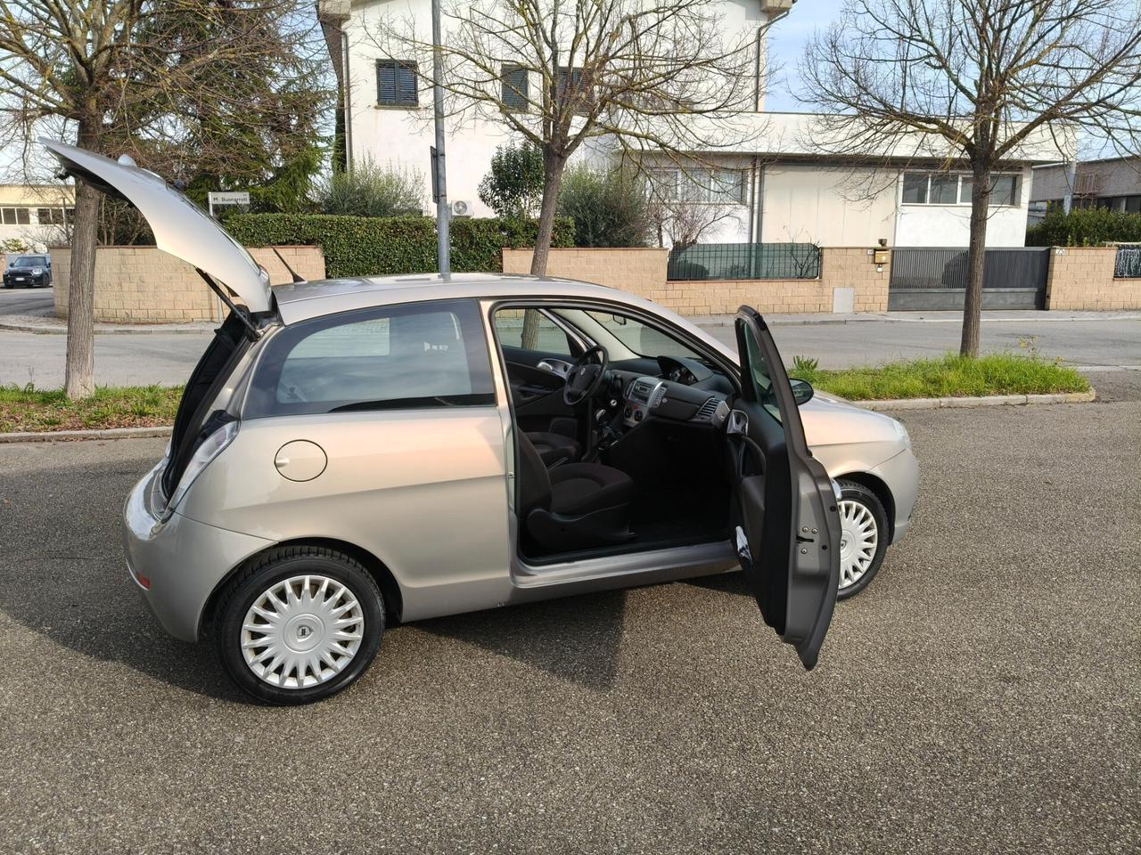 Lancia Ypsilon 1.4 GPL SOLAMENTE 126.000 KM