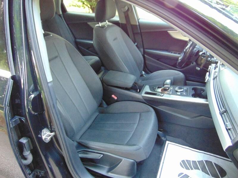 AUDI A4 5ª serie A4 2.0 TDI 150 CV S tronic Bu...
