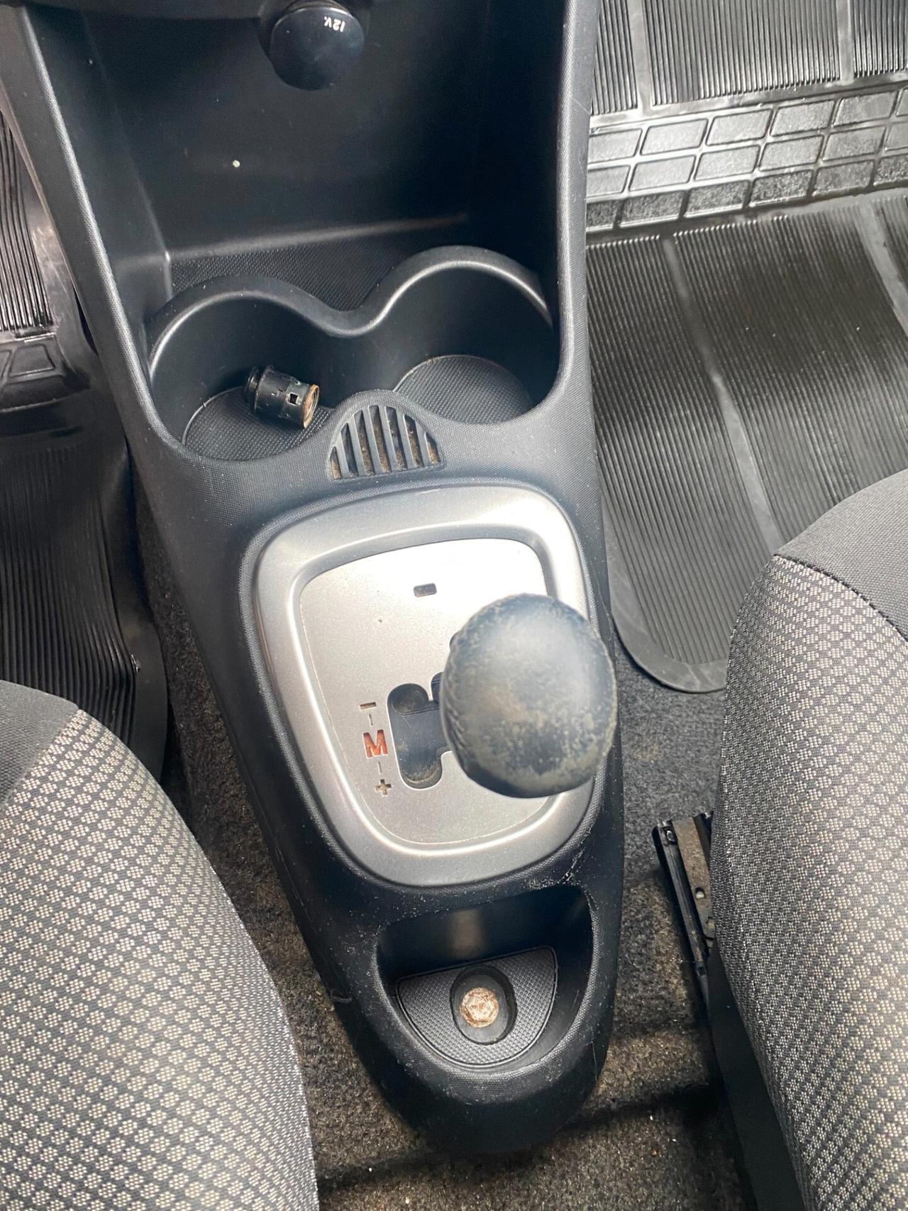 Toyota Aygo 1.0 12V 5 porte automatica/solo 120.000 km