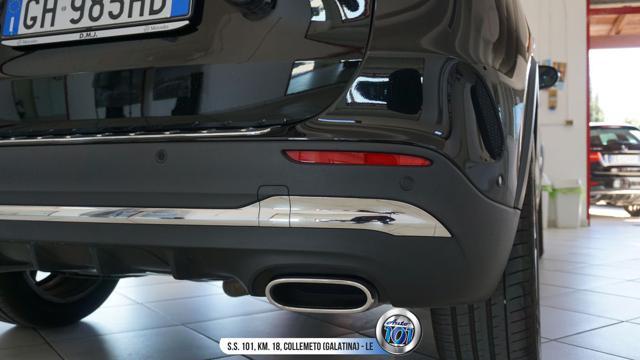 MERCEDES-BENZ GLA 200 d Automatic Premium