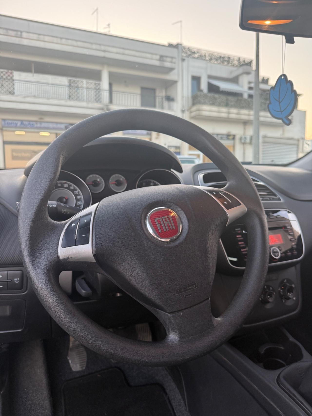 Fiat Punto 5p 1.2 Active CON GPL DI SERIE DALLA CASA MADRE, CLIMA,USB, LETTORE MP3,START & STOP