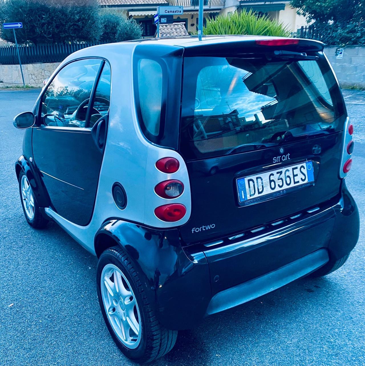 Smart ForTwo 700 coupé passion (45 kW)