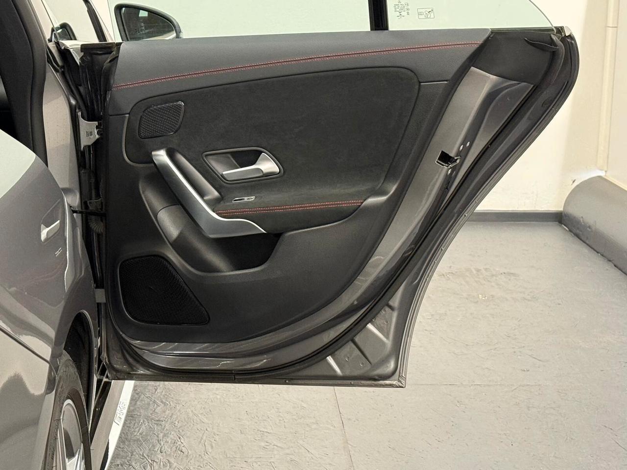 Mercedes-benz CLA 200 d Automatic Premium