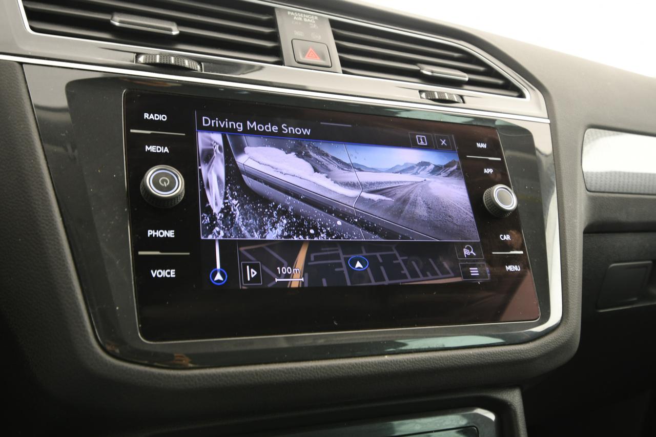 VOLKSWAGEN Tiguan 2.0 tdi Life 4motion 150cv dsg ACC+FULL LED+C18"