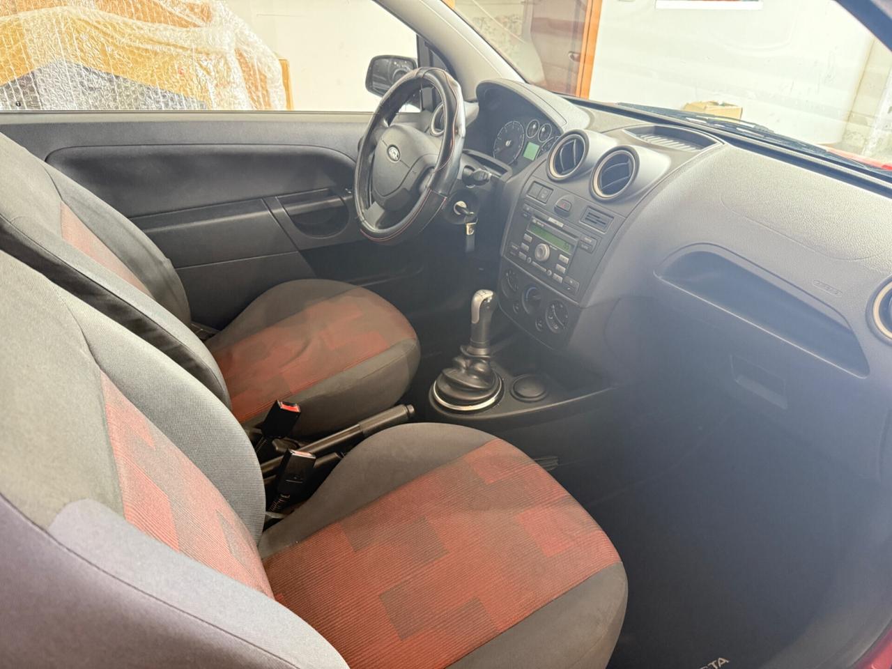 Ford Fiesta 1.2 16V 3p. Ghia