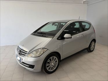 Mercedes-benz A 160 BlueEFFICIENCY Coupé Elegance