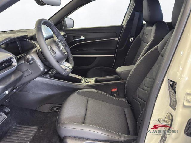 JEEP Avenger E-Hybrid Summit