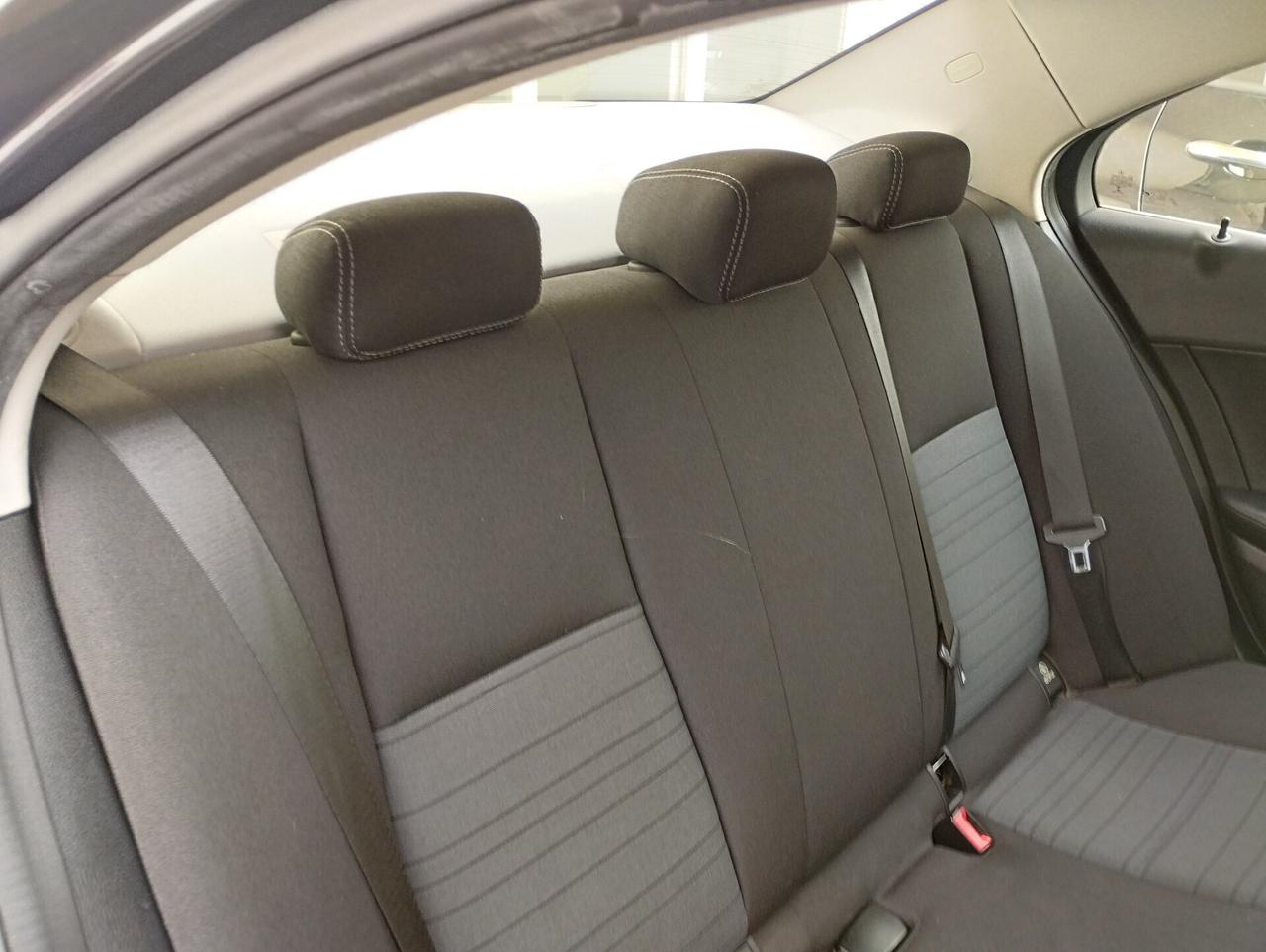 Mercedes-benz C 180 d Auto Exclusive