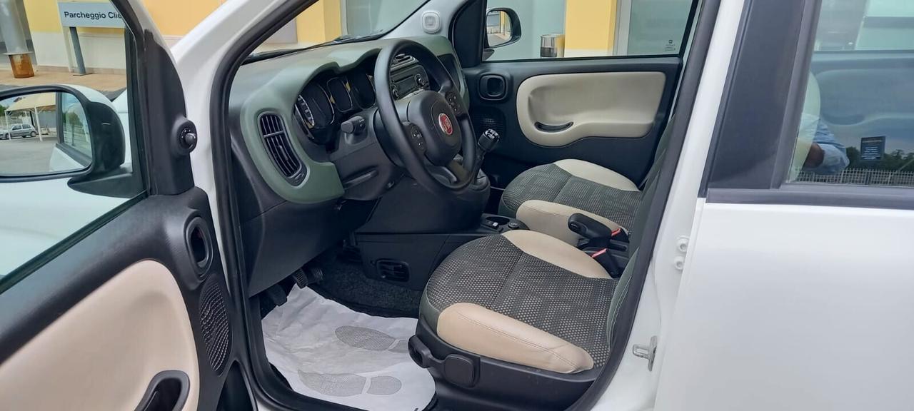 Fiat Panda cc. 1.300 MJT Turbodiesel 95 CV. 4X4 Trazione Integrale Mod. Lounge 5 Porte Euro 6B Utilizzabile anche per i Neopatentati.