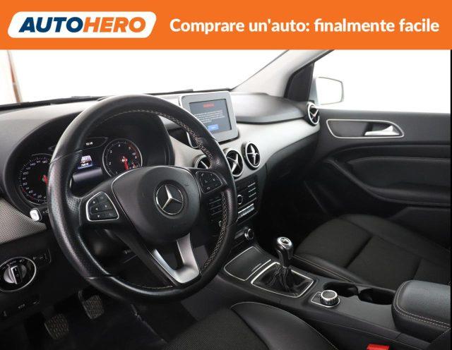 MERCEDES-BENZ B 180 d Sport