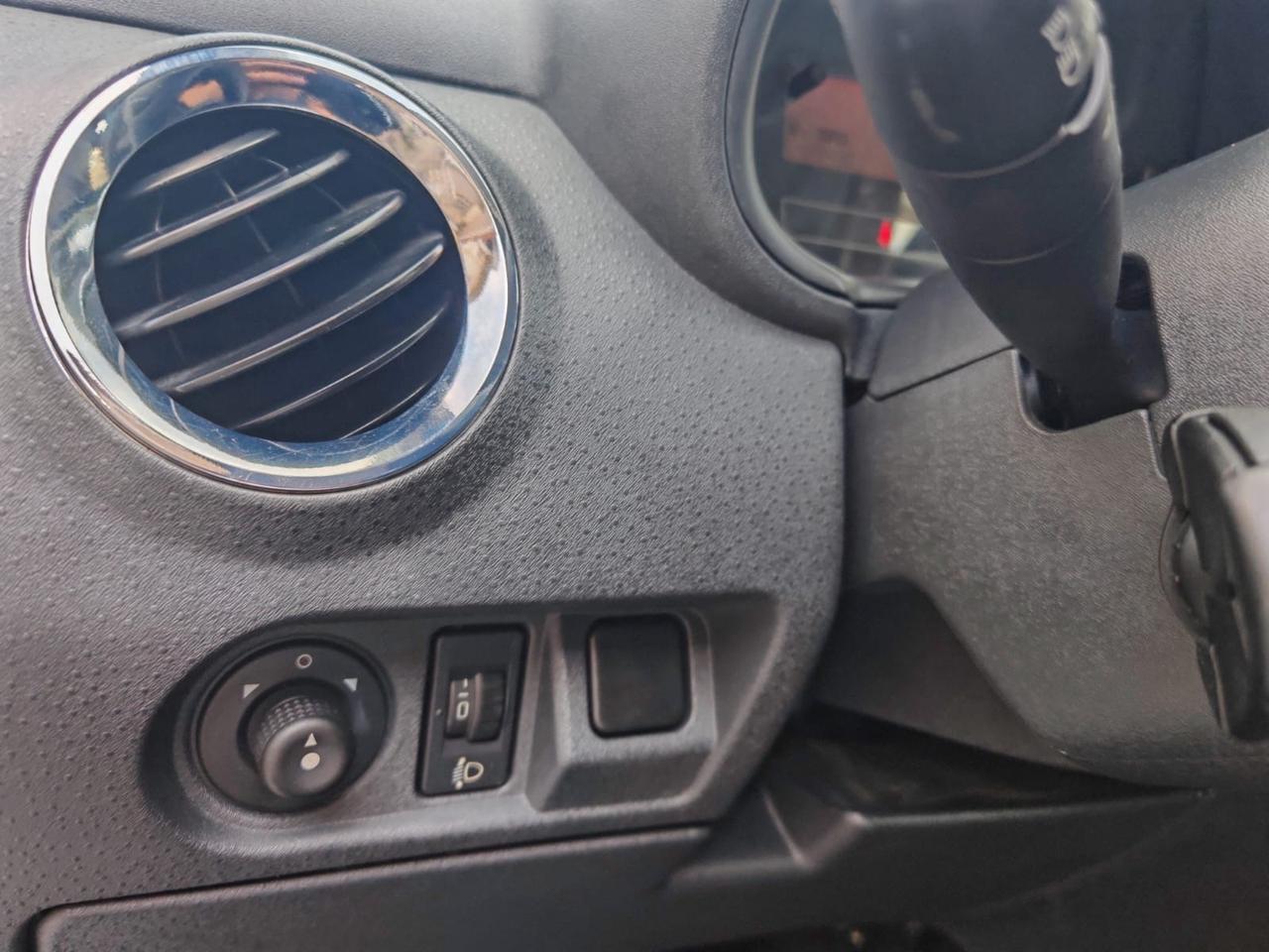 Citroen C3 1.1 benz 60cv Neopatentati