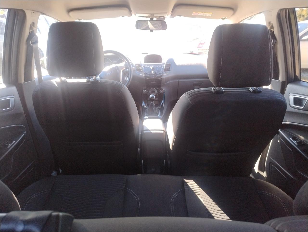 Ford Fiesta 1.5 TDCi 75CV 5 porte Titanium