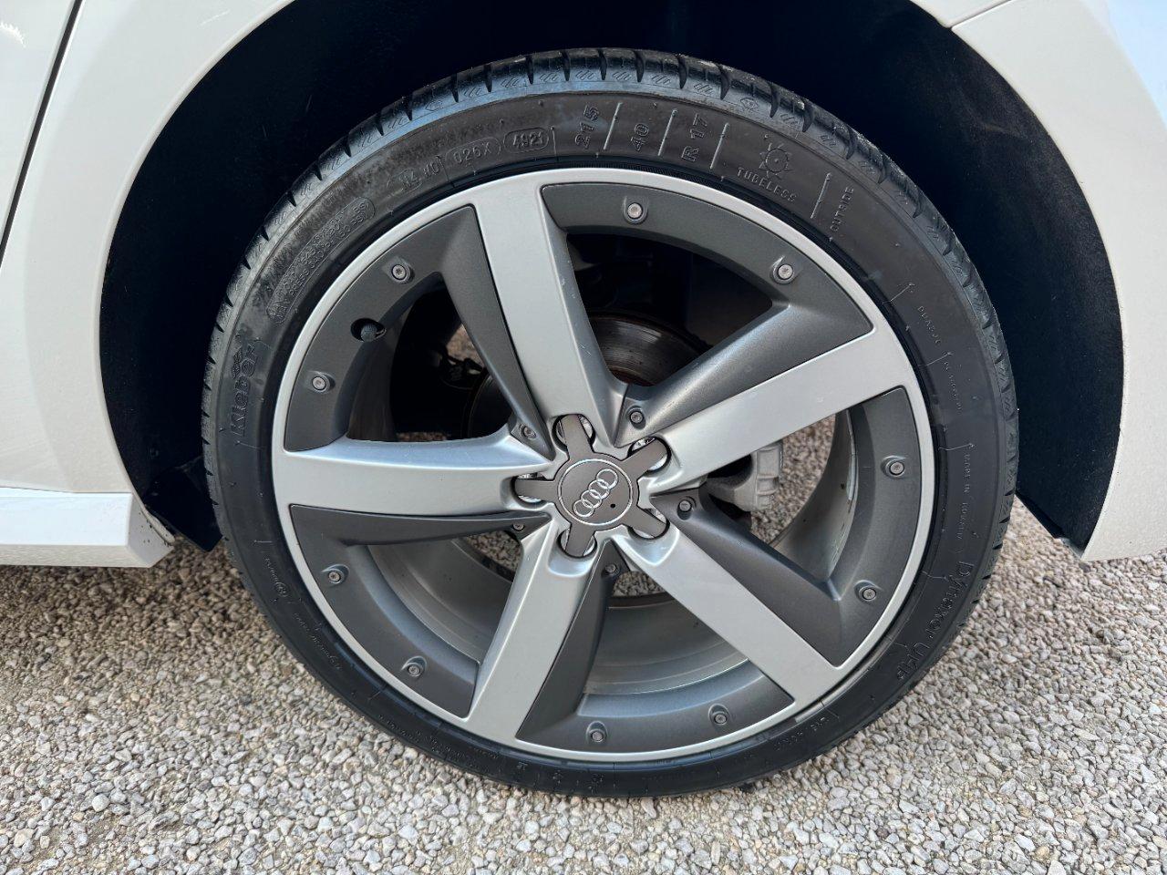 Audi A1 Sportback 1.6 tdi Sport
