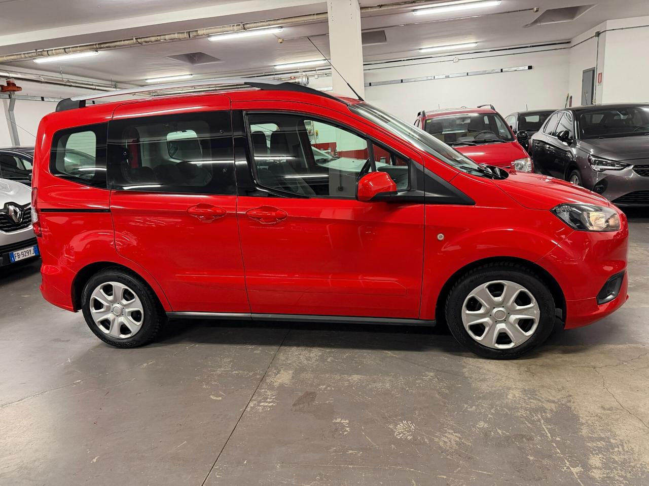 Ford Tourneo Courier 1.0 EcoBoost 100 CV Plus