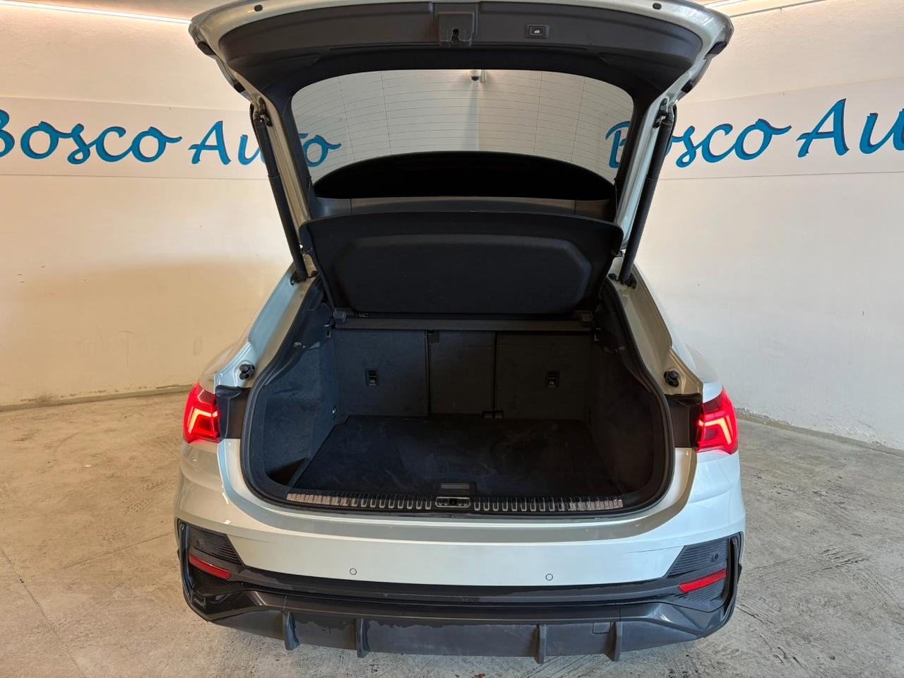 Audi Q3 Sportback 35 1.5 tfsi S line edition