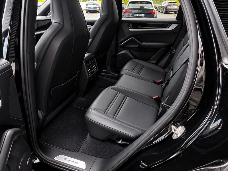 Porsche Cayenne Coupè Coupè 3.0 V6 e-hybrid 5p.ti tiptronic 470 CV