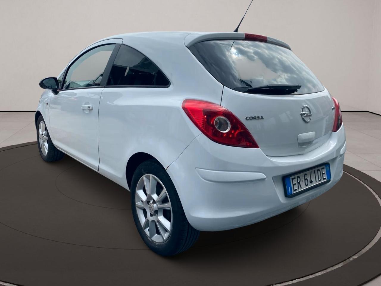 Opel Corsa 1.3 CDTI 75CV Euro5 Ok NEOPATENTATI