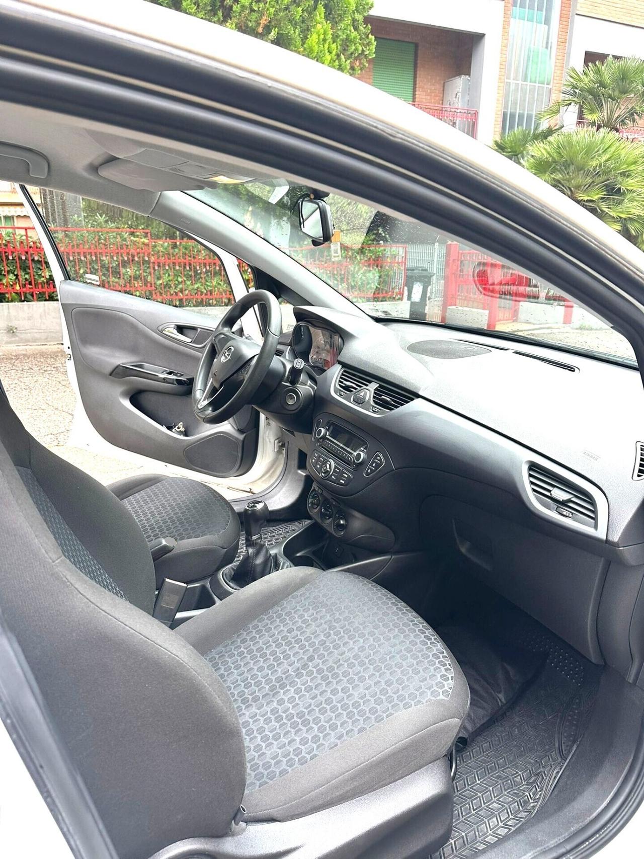 OPEL CORSA 1,4 GPL-UNICA PROPR-3 REVISIONI-EURO 6