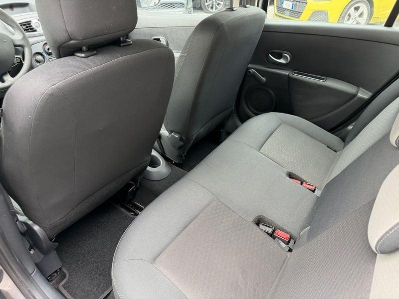 Renault Clio Clio 5p 1.2 16v Dynamique KM REALI !! DISTRIBUZIONE NUOVA !!