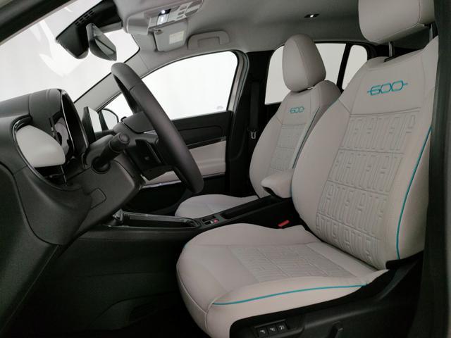 FIAT 600 Hybrid 110 CV DCT MHEV LA PRIMA