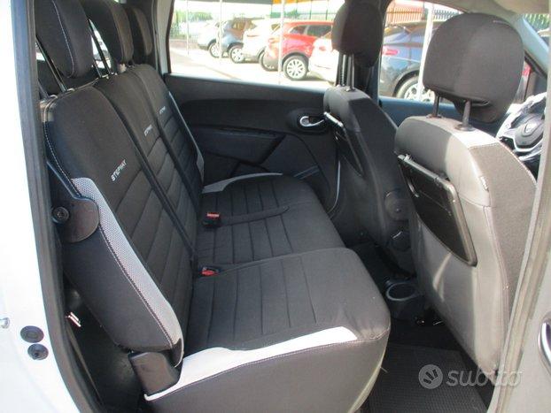 Dacia Lodgy STEPWAY 1.5 DCI 115CV E6D 7 POSTI NAVI