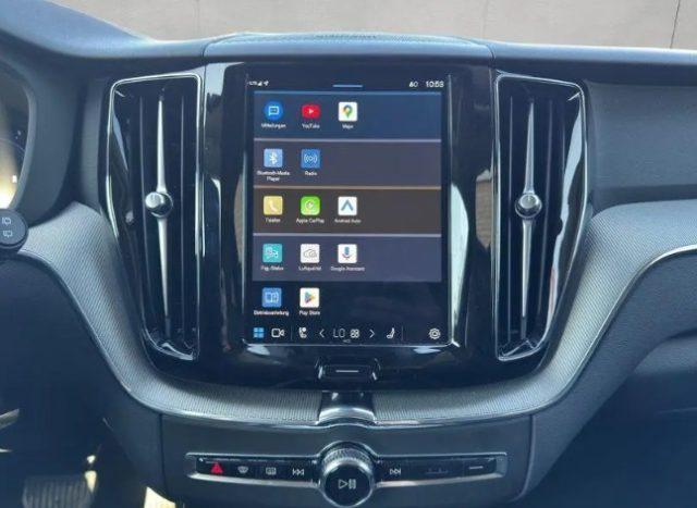 VOLVO XC60 B4 (d) AWD automatico Plus Dark N1Autocarro