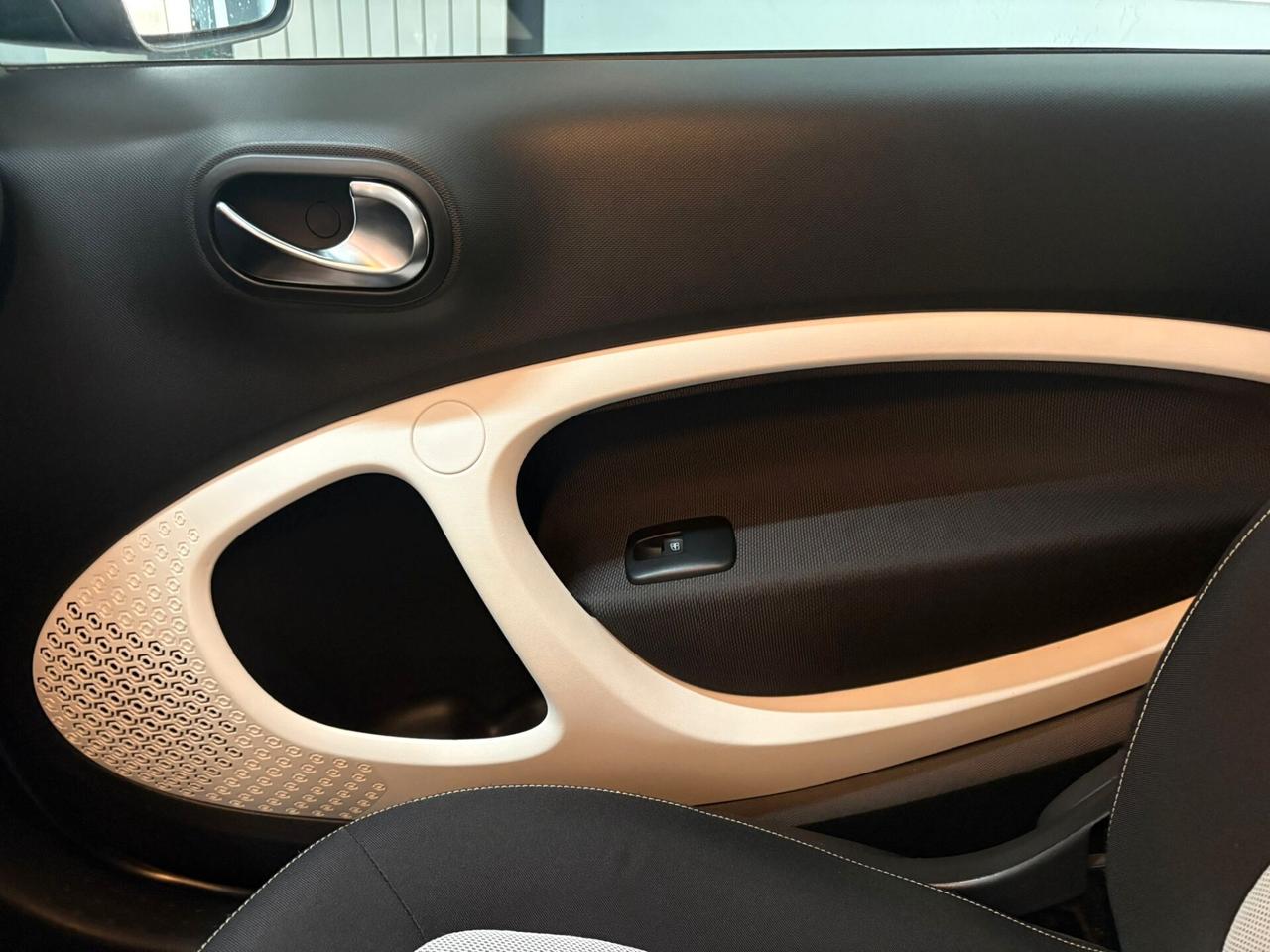 Smart ForTwo 70 1.0 Passion 57.000 km