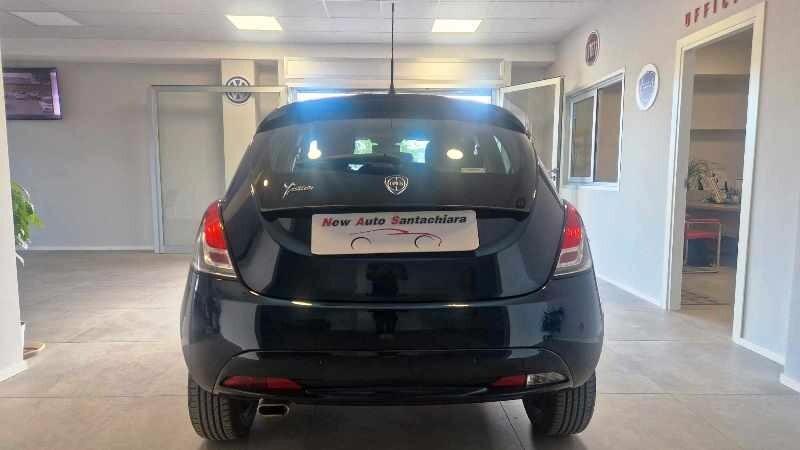 Lancia Ypsilon 1.2 69 CV GPL Ecochic Gold