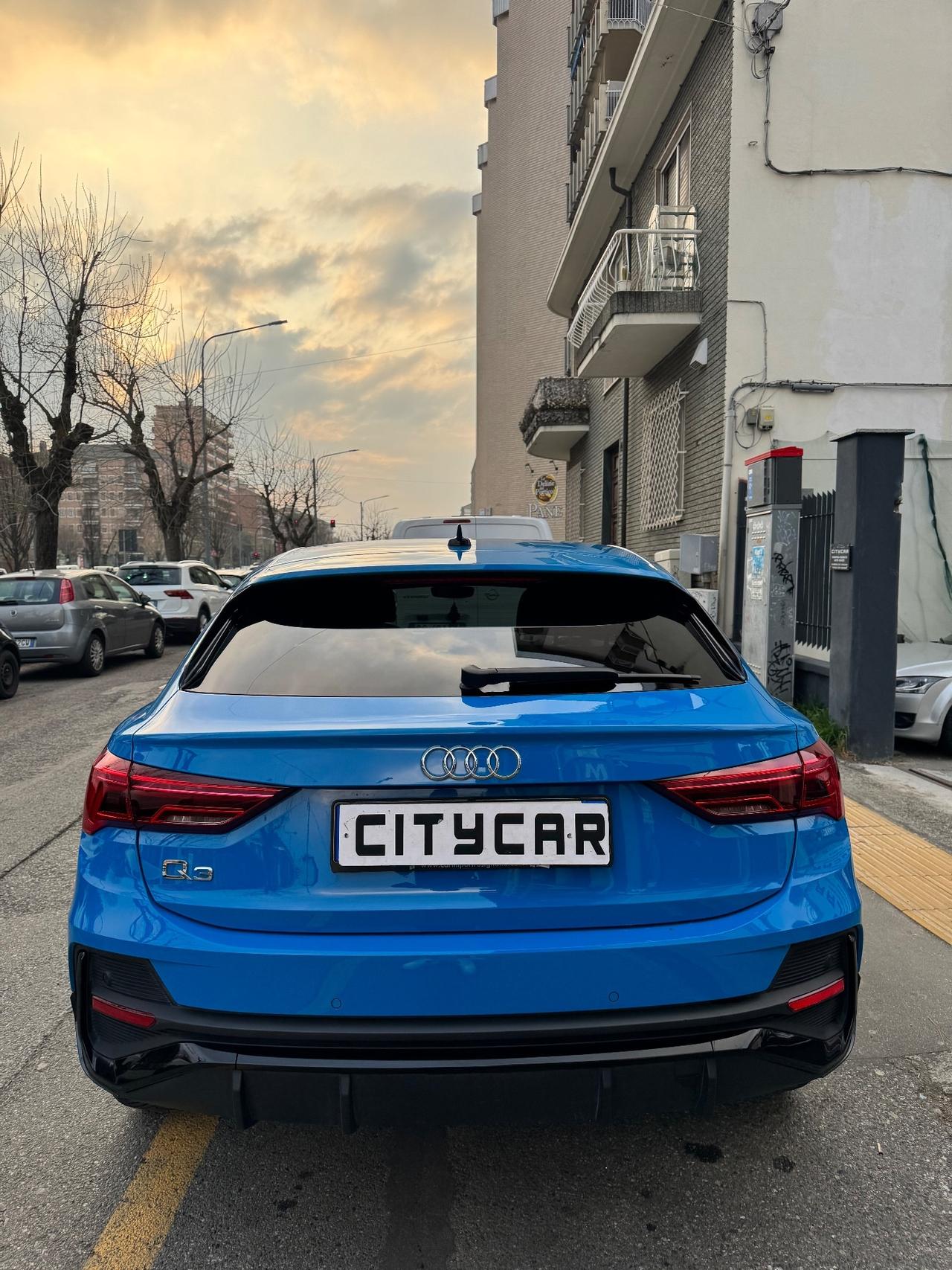 Audi Q3 Sportback 2.0 TDI S line edition Blu Turbo