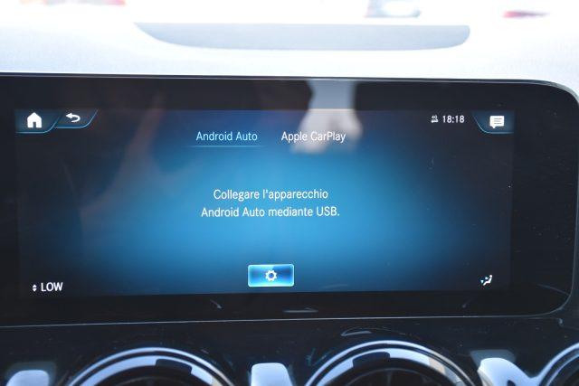 MERCEDES-BENZ GLA 200 d Automatic Business Extra