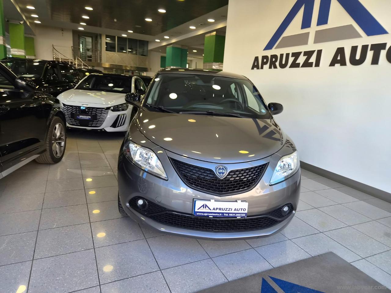 LANCIA Ypsilon 1.2 69 CV 5p. GPL Ecochic Gold