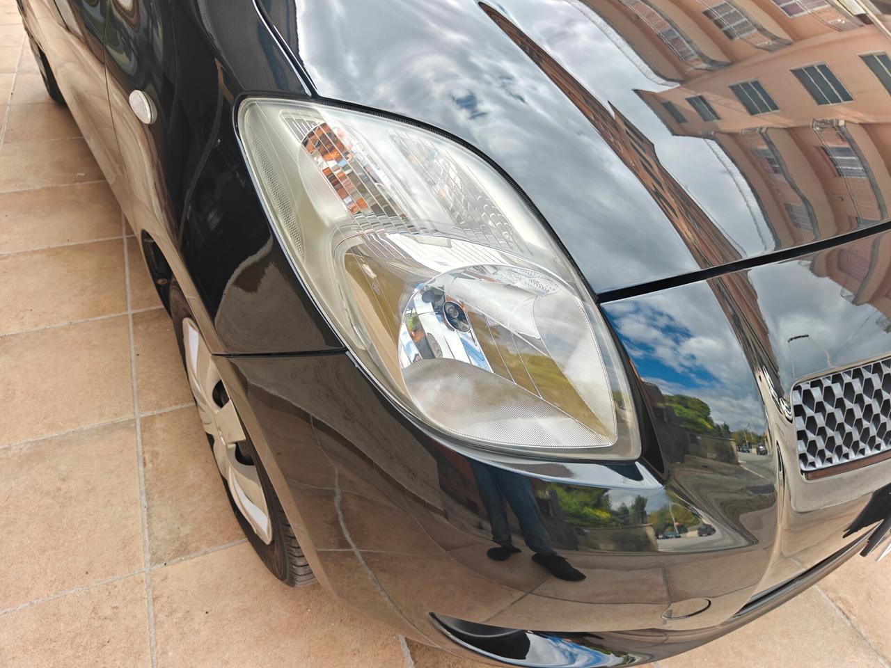 Toyota Yaris 1.3 M-MT Sol Automatica