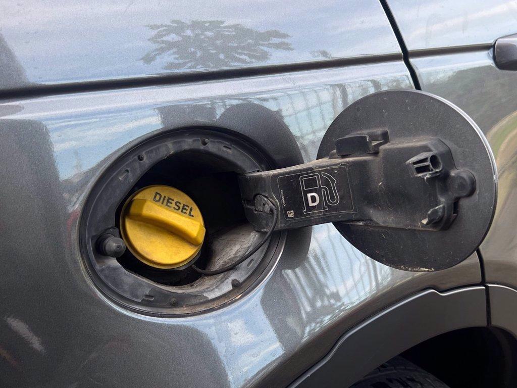 LAND ROVER Discovery Sport 2.0 TD4 150 CV SE del 2015