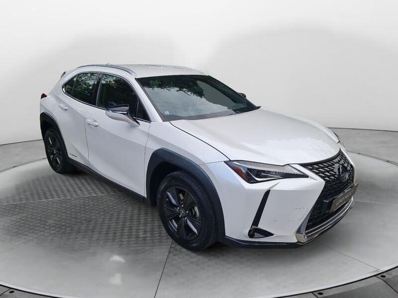 Lexus UX Hybrid 4WD Executive