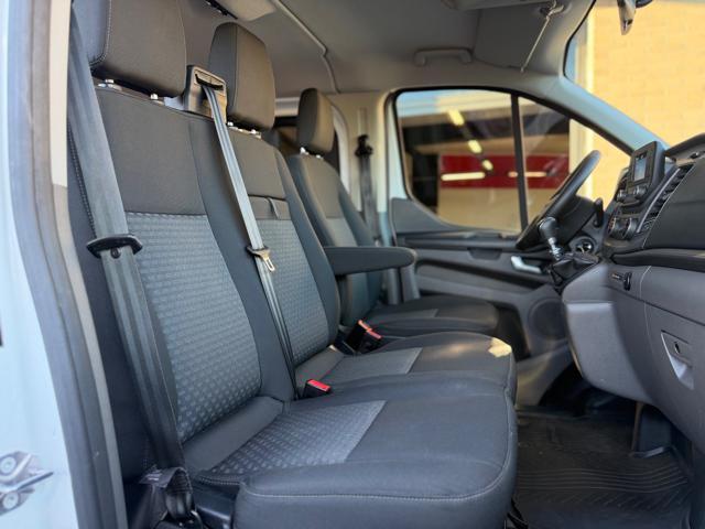 FORD Transit Custom 320 2.0 EcoBlue Hybrid 130 PC Combi Trend