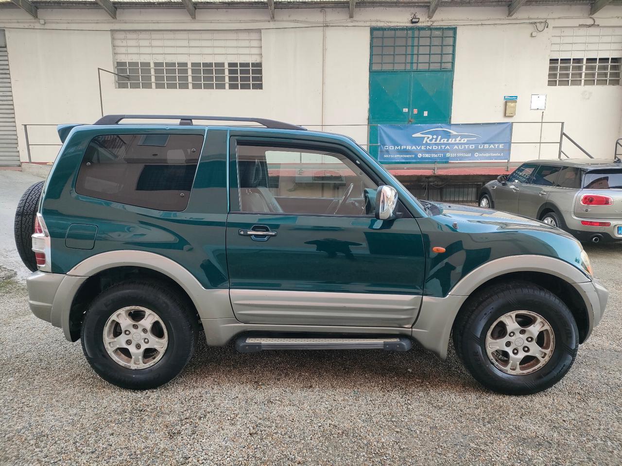 Mitsubishi Pajero 3.2 16V DI-D 3p. GLS1