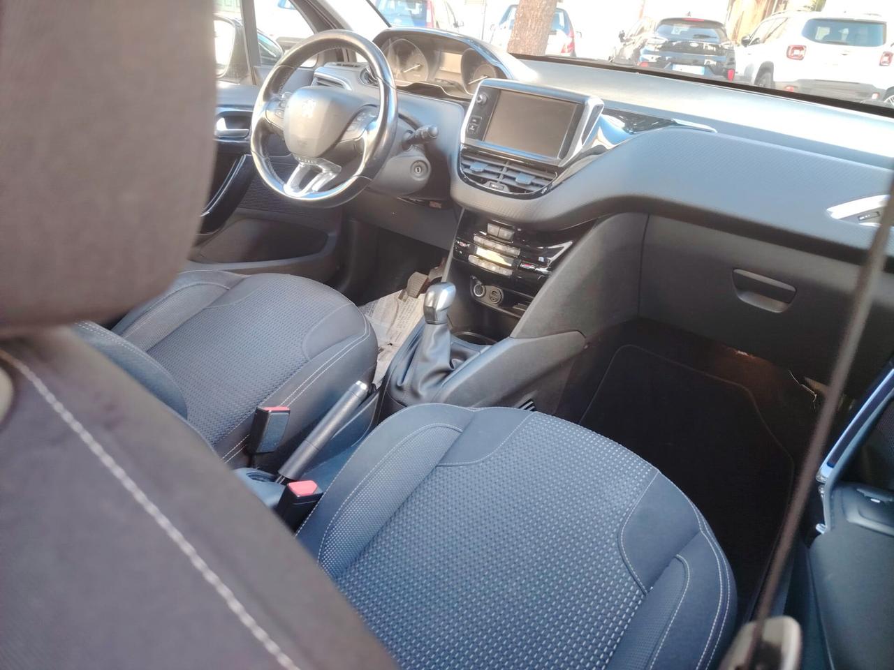 Peugeot 208 BlueHDi 75 5 porte Allure