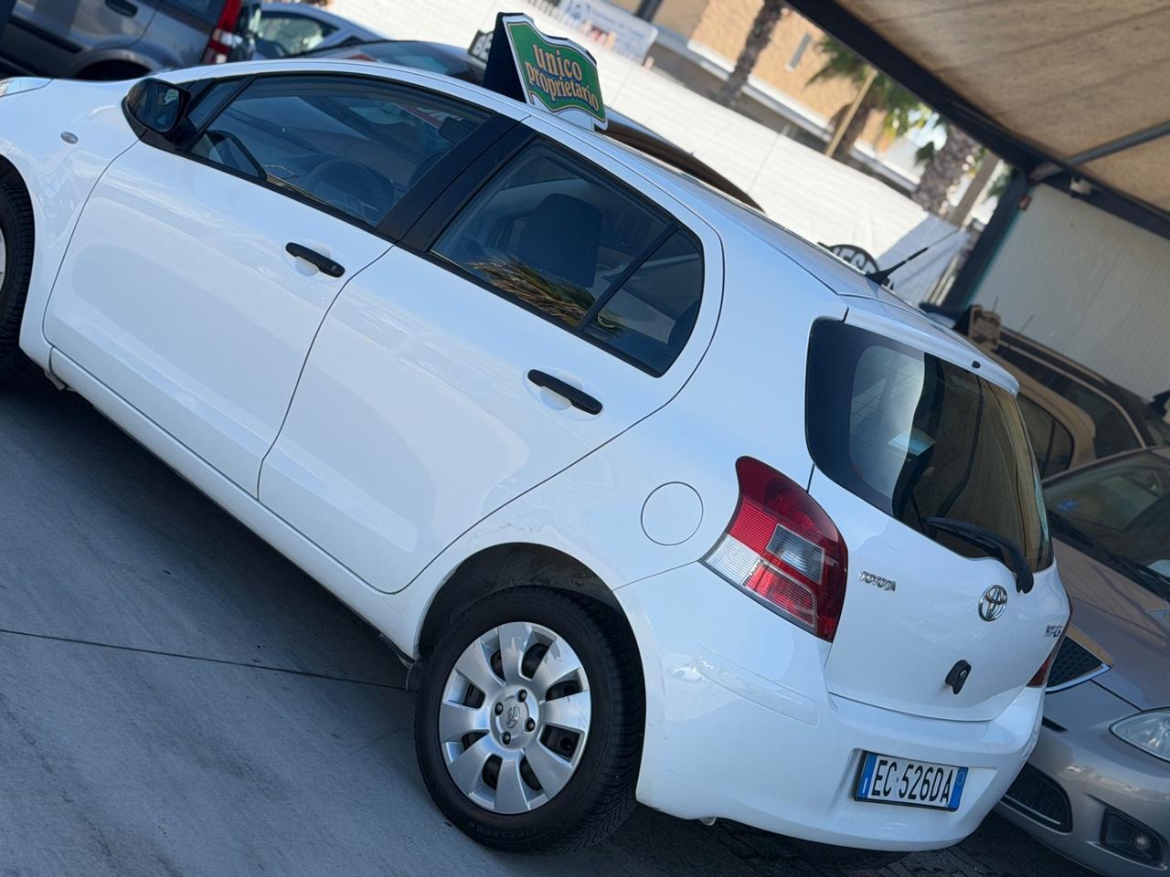 Toyota YARIS 1.0 BENZINA 2010 - SERVICE TOYOTA