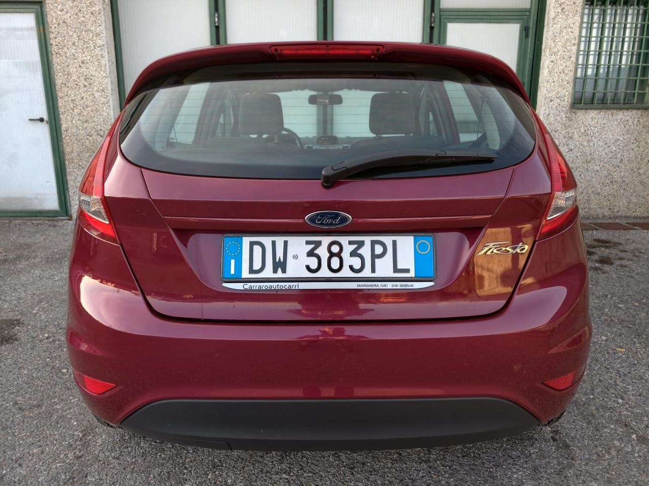 Ford Fiesta 1.2 BENZINA 5 PORTE NEOPATENTATI PARI AL NUOVO