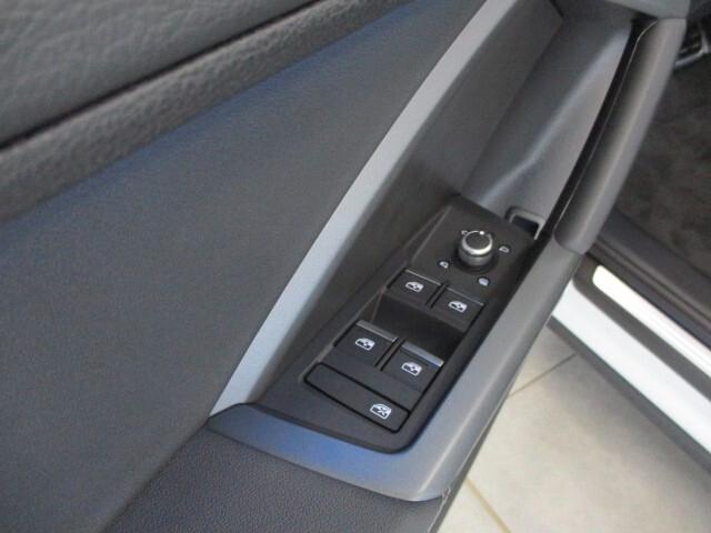 Audi Q3 SPB 35 Black Limited 2.0 TDI 150CV S-Tronic