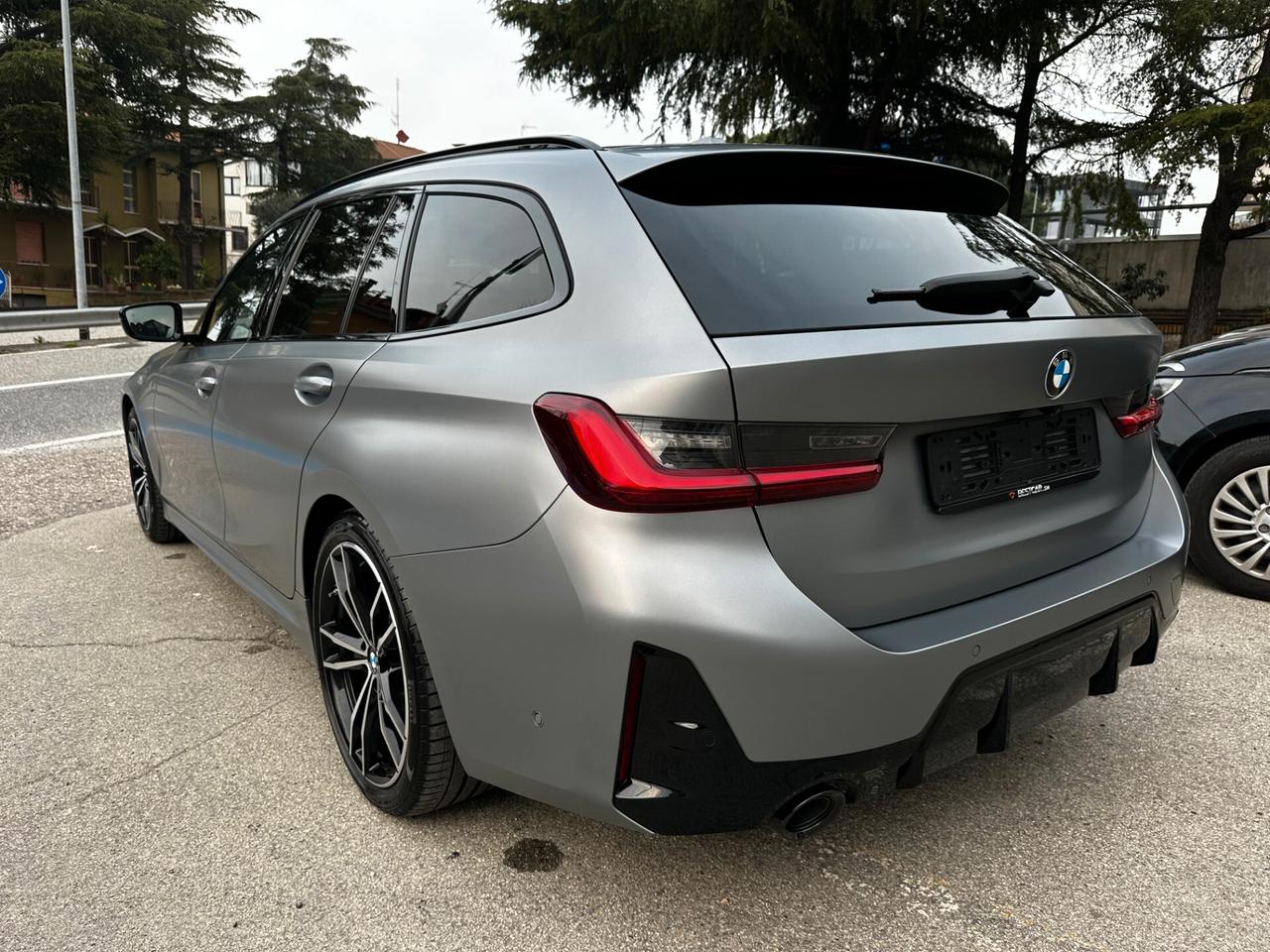 Bmw 320d xDrive Touring M Sport PRO_TETTO_R19_MATRIX_BLACK_