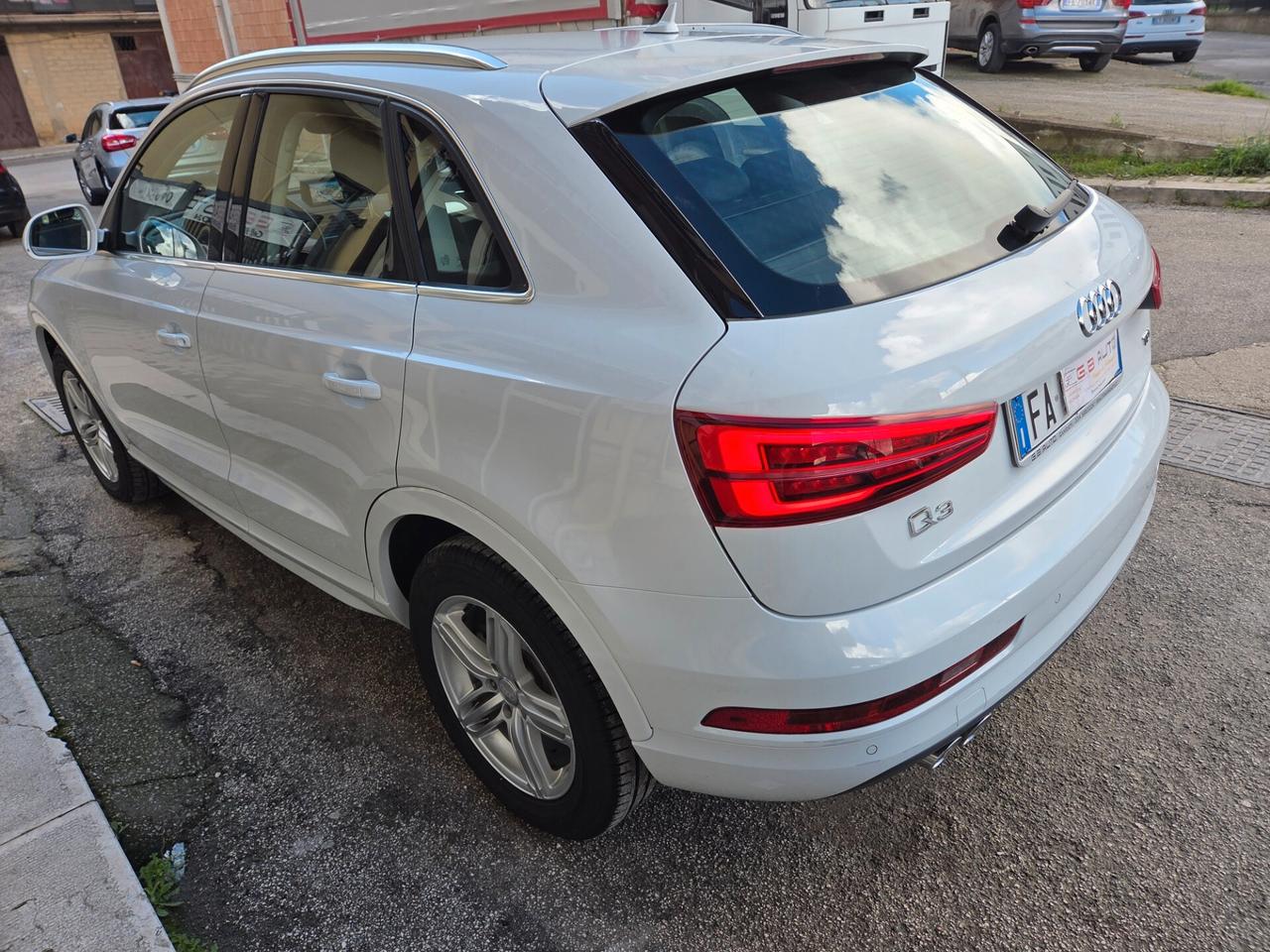 AUDI Q3 2.0 TDI 150 CV SPORT LED KM CERTIF