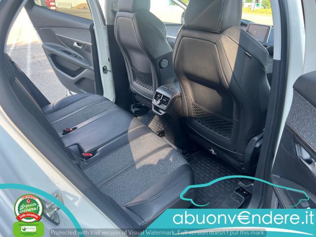 PEUGEOT 3008 BlueHDi 130 S&S EAT8 Allure