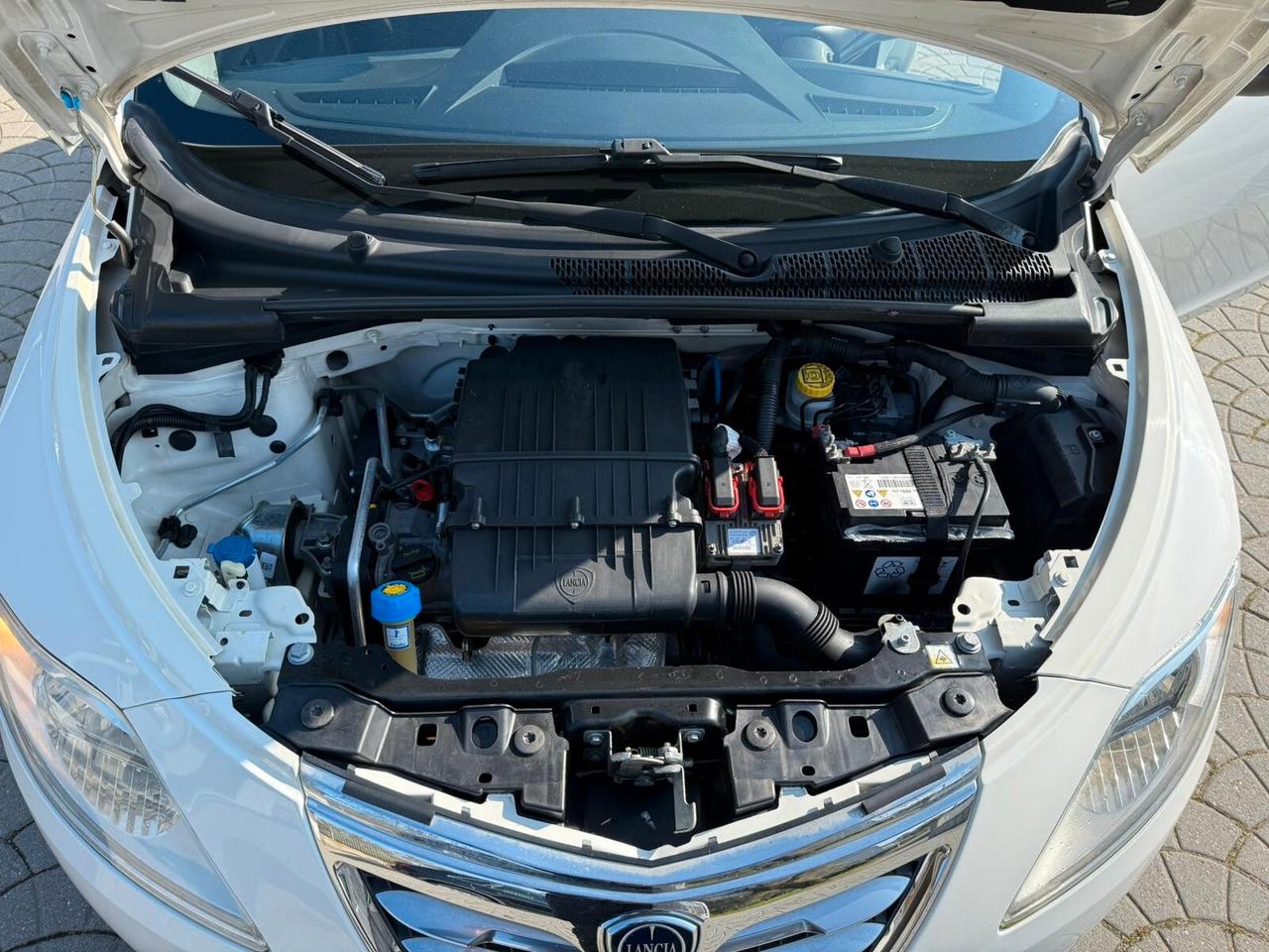 Lancia Ypsilon 1.2 69 CV 5 porte