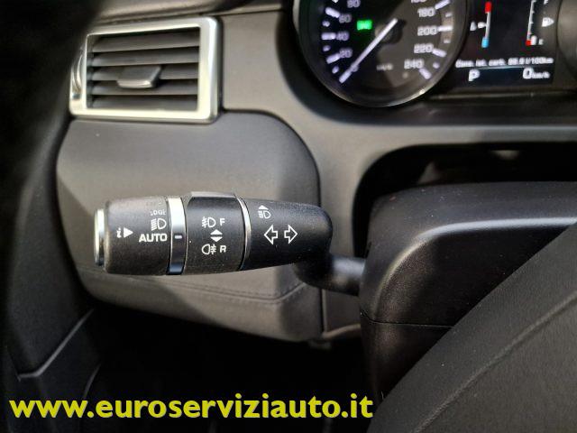 LAND ROVER Discovery Sport 2.0 TD4 180 CV HSE