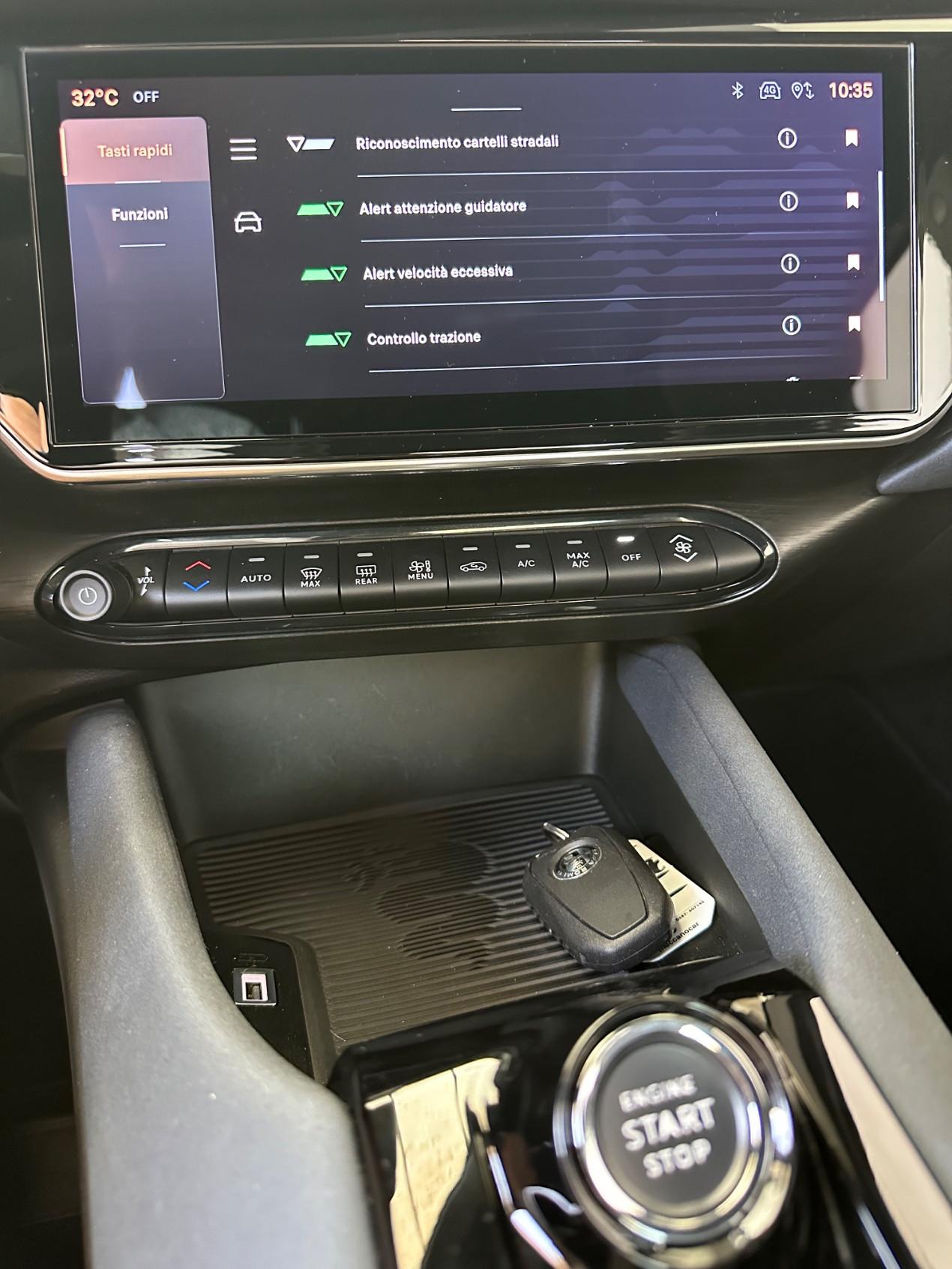 Alfa Romeo Junior 1.2 ibrida 145cv edct6