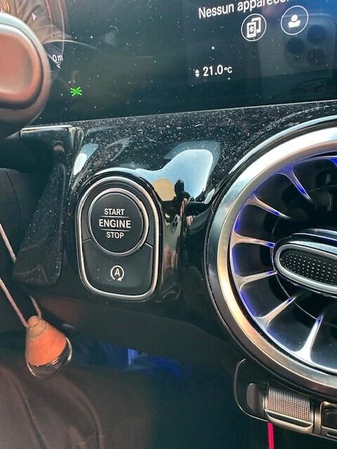 MERCEDES GLA 200 d Autom Premium FULL OPT.