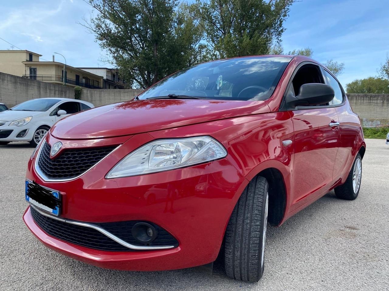Lancia Ypsilon 1.3 MJT 16V 95 anno 2017